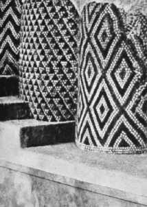 Sümerlere ait dış kaplama mozaik örnekleri, Uruk